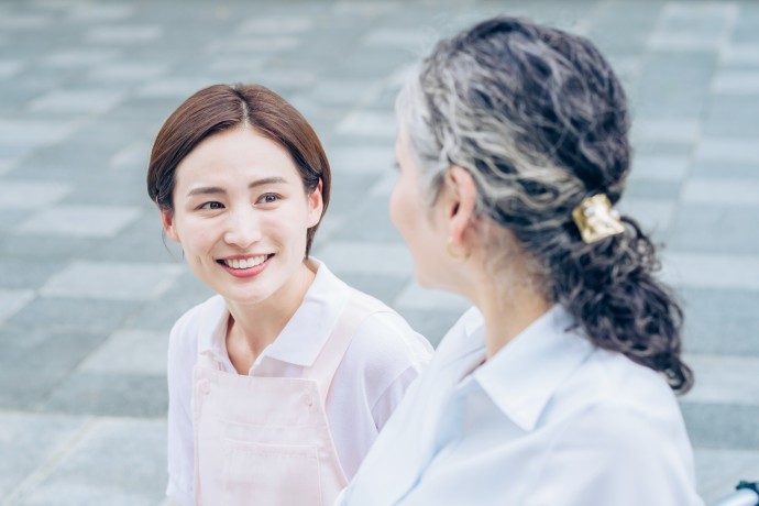 株式会社スマイルパーム_東京都稲城市の訪問介護/定期巡回