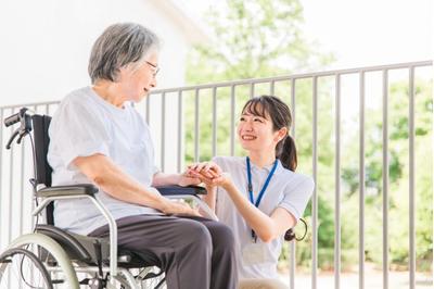 株式会社スマイルパーム 奈良県生駒市の特別養護老人ホーム(特養)の求人画像