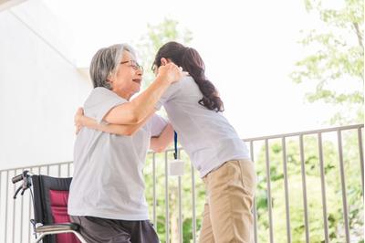 株式会社スマイルパーム 埼玉県草加市の訪問介護/定期巡回の求人画像