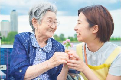 株式会社アロネット 新井宿 特別養護老人ホームの介護職員の求人画像