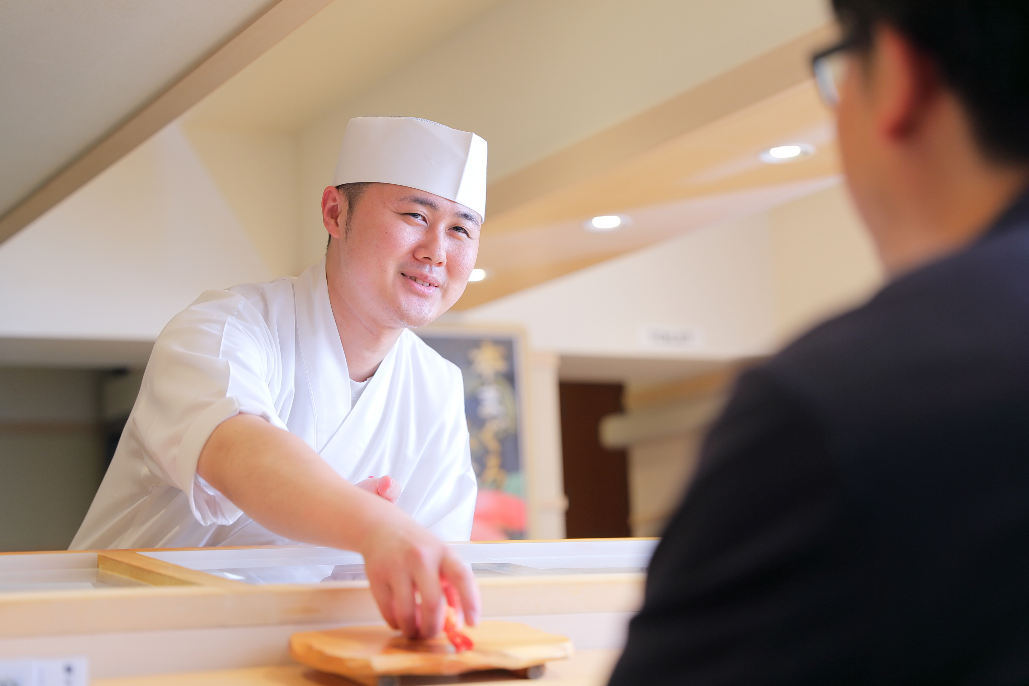 株式会社アミノ/「うまい鮨勘赤坂支店」寿司職人の募集！幹部候補も積極採用、見習い希望も歓迎です。